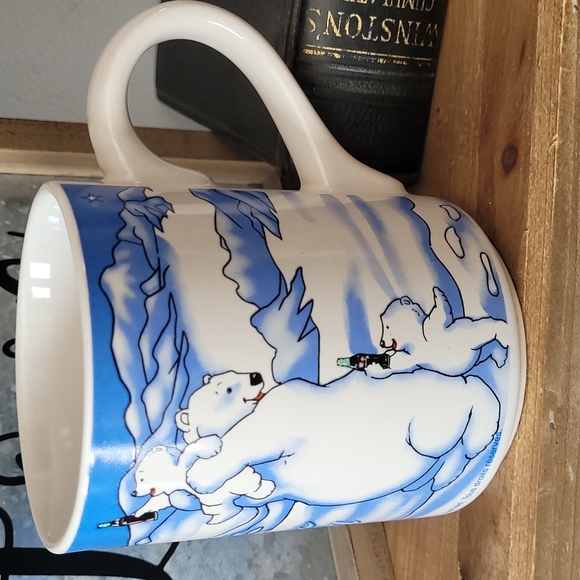 Vintage 1997 Coke Cola "Polar Bear" Mug - Picture 2 of 10